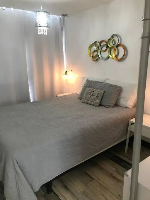 Condado Beach Modern Cabana! 圣胡安